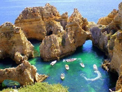 Ponta da Piedade in Ponta da Piedade, Algarve — photo 2 of 5