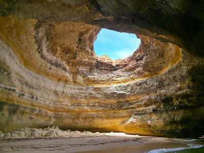 Benagil Cave in Lagoa, Algarve — photo 2 of 6