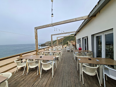 Pedra Sb beach bar in Guia, Centro — photo 2 of 8