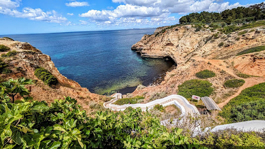 Praia do Monte Carvoeiro in Carvoeiro, Algarve — photo 2 of 4