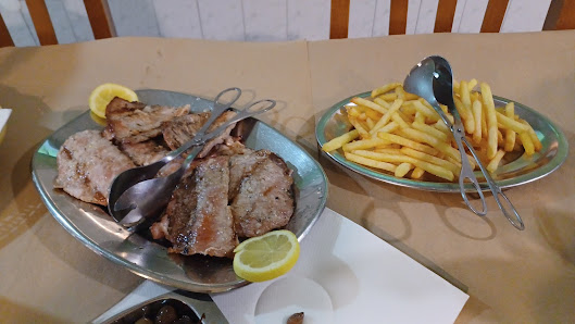 Restaurante A Monka in Praia da Rocha, Algarve — photo 6 of 8