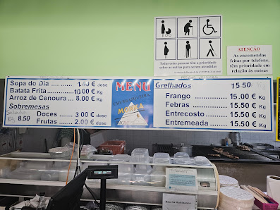 Restaurante A Monka in Praia da Rocha, Algarve — photo 7 of 8