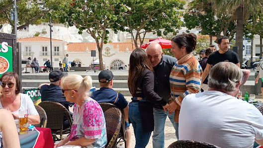 Sir Harry's Bar in Albufeira, Algarve — photo 4 of 8