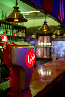 Sir Harry's Bar in Albufeira, Algarve — photo 5 of 8