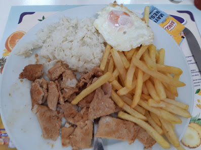 Snack Bar A Trincas in Quarteira, Algarve — photo 3 of 6