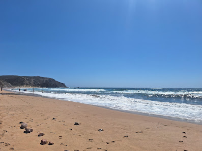 Praia do Amado in Salema, Algarve — photo 5 of 7