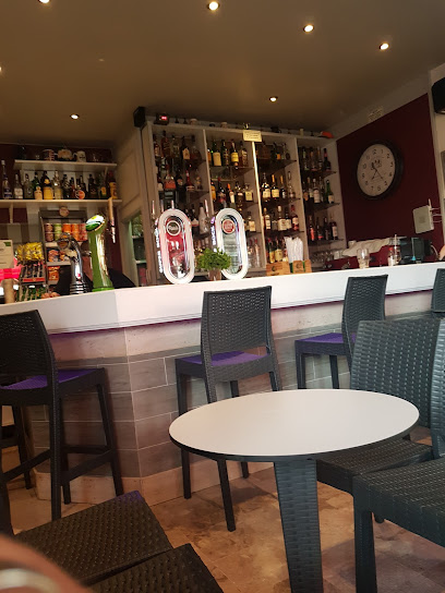 Oura Bar