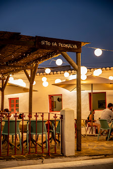 Sítio da Pedralva in Salema, Algarve — photo 2 of 10