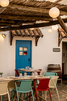 Sítio da Pedralva in Salema, Algarve — photo 7 of 10