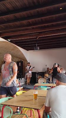 Swallows Pub and Grill in Porches, Algarve — photo 4 of 9