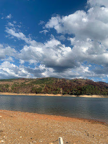 Praia fluvial dos Montes in Oura, Centro — photo 2 of 4