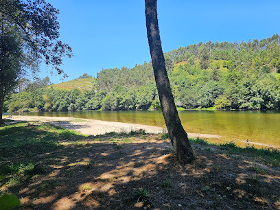 Praia Fluvial Gemieira — Attraction in Gemieira, Norte, Portugal — photos, reviews and opening hours