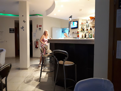 Friends Bar in Oura, Algarve — photo 5 of 7