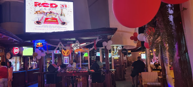 Kat's Rooftop pub Albufeira in Albufeira, Algarve — photo 2 of 8