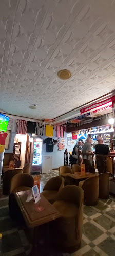 DROP IN BAR in Albufeira, Algarve — photo 4 of 5