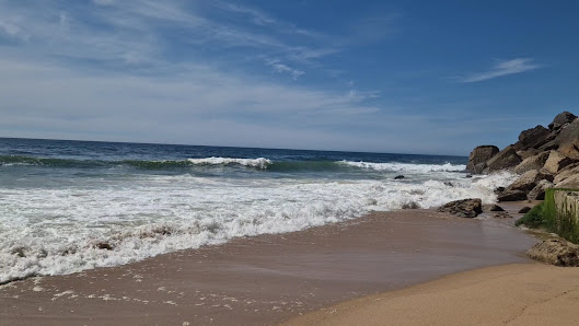 Praia das Azenhas do Mar in Lisboa, Centro — photo 3 of 8