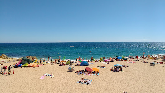 Praia de Carvoeiro in Carvoeiro, Algarve — photo 5 of 6
