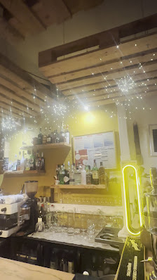 Cais Wine&Tapas Bar in Quarteira, Algarve — photo 7 of 12