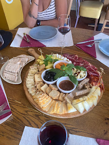 Cais Wine&Tapas Bar in Quarteira, Algarve — photo 12 of 12