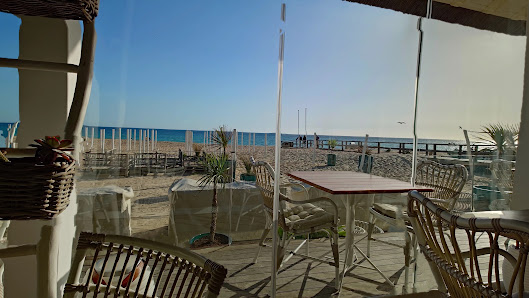 Restaurante Praia Dourada in Armação de Pêra, Algarve — photo 4 of 12