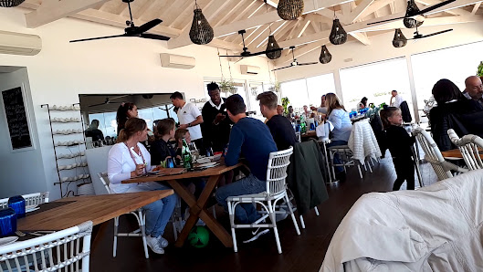 Restaurante Praia Dourada in Armação de Pêra, Algarve — photo 7 of 12