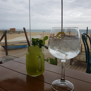 Restaurante Praia Dourada in Armação de Pêra, Algarve — photo 10 of 12