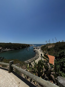 Praia da Baía de Porto Covo in Setúbal, Centro — photo 10 of 10