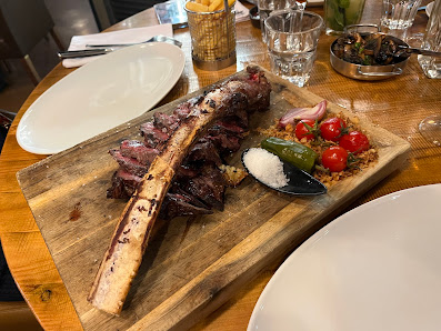 Rare steakhouse in Quarteira, Algarve — photo 6 of 11