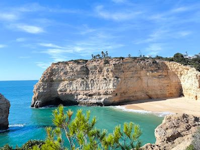 Praia do Carvalho in Carvoeiro, Algarve — photo 2 of 6