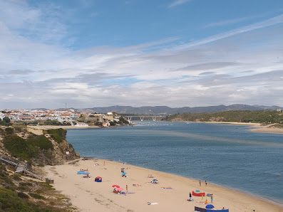 Praia da Franquia in Vila, Centro — photo 2 of 10