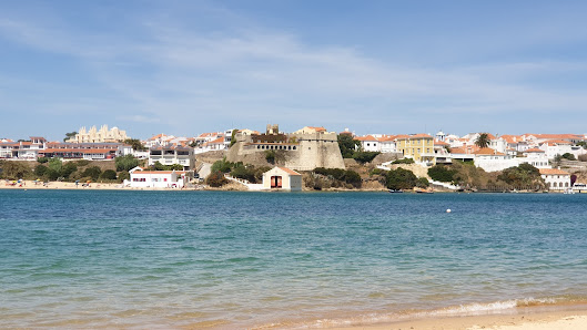 Praia da Franquia in Vila, Centro — photo 5 of 10
