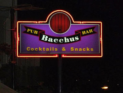 BAR BACCHUS PUB in Portimão, Algarve — photo 7 of 8