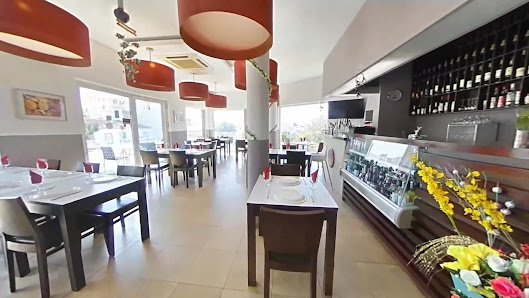 New Delhi Indian Tandoor Restaurant in Porches, Algarve — photo 6 of 12