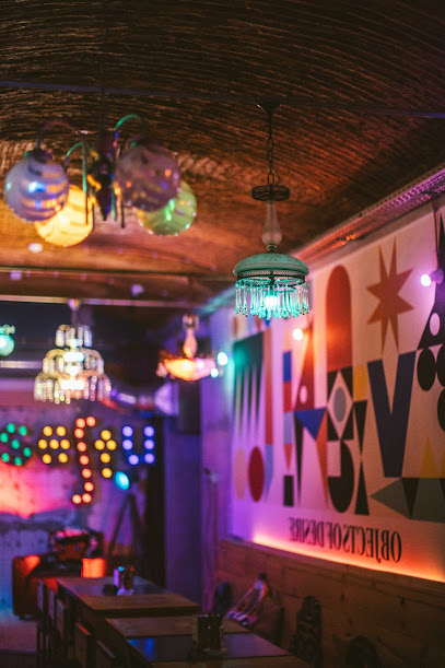 Palimpsestu art bar