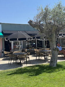 Zimzala Surf Culture - Cafe - Shop - School in Albufeira, Algarve — photo 3 of 10