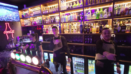 Cheers Bar in Portimão, Algarve — photo 4 of 9