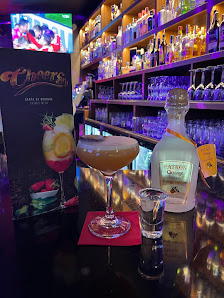 Cheers Bar in Portimão, Algarve — photo 5 of 9
