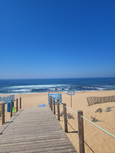 Praia das Pedras Brancas in Algarve, Norte — photo 2 of 4