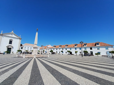 Praça Marquês de Pombal in Vila Real de Santo António, Algarve — photo 2 of 5