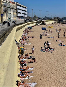Praia dos Ingleses in Porto, Norte — photo 3 of 7