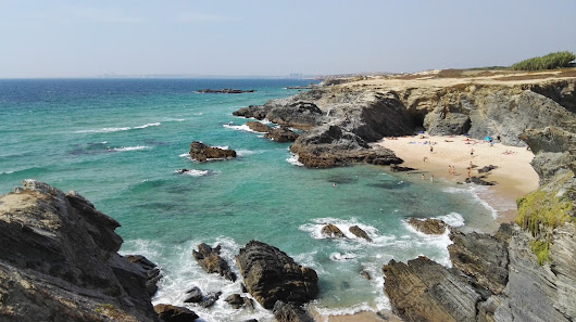 Beach Espingardeiro in Algarve, Centro — photo 6 of 12