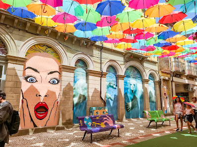 Umbrella Sky Project in Águeda, Norte — photo 3 of 5