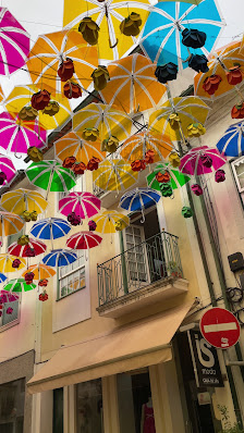 Umbrella Sky Project in Águeda, Norte — photo 4 of 5