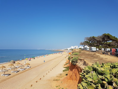 Praia do Almargem in Quarteira, Algarve — photo 2 of 7