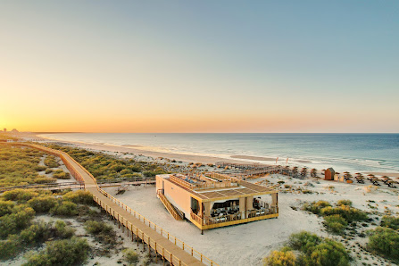 Verdelago Beach Club in Altura, Algarve — photo 8 of 9