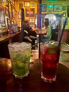 Three Monkeys Bar in Lagos, Algarve — photo 6 of 8