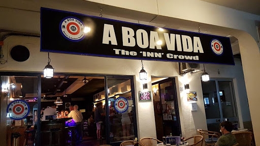 A Boa Vida Bar in Carvoeiro, Algarve — photo 2 of 7