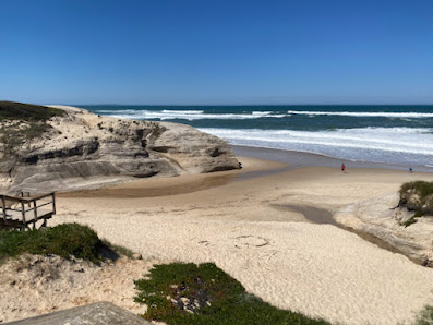 Praia de Rei Cortiço in Algarve, Centro — photo 2 of 6