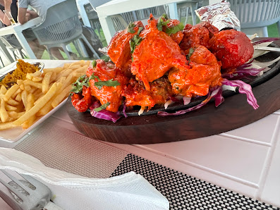 Shahi Darbar Indian Cuisine Armação in Armação de Pêra, Algarve — photo 8 of 12