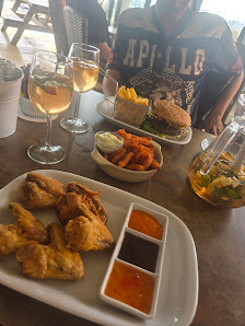 The Lighthouse Pub Bar Restaurant and Sports in Lagos, Algarve — photo 3 of 10